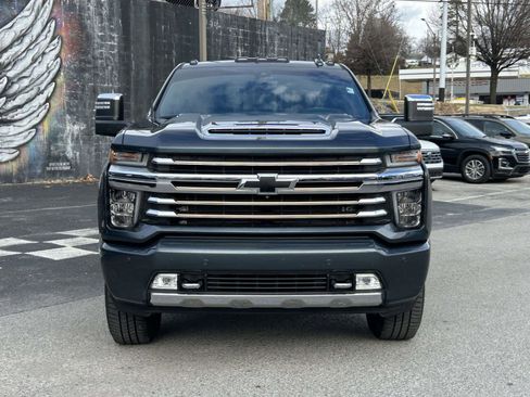 Used 2020 Chevrolet Silverado 2500 High Country w/ Z71 Off-Road Package image 8
