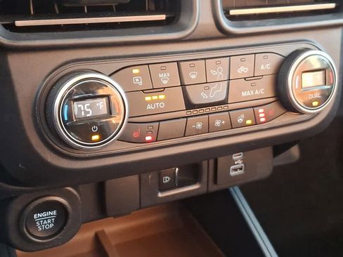 Certified 2022 Ford Maverick Lariat w/ Lariat Luxury Package image 25