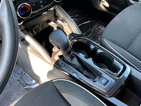 Used 2024 Chevrolet TrailBlazer LT image 17