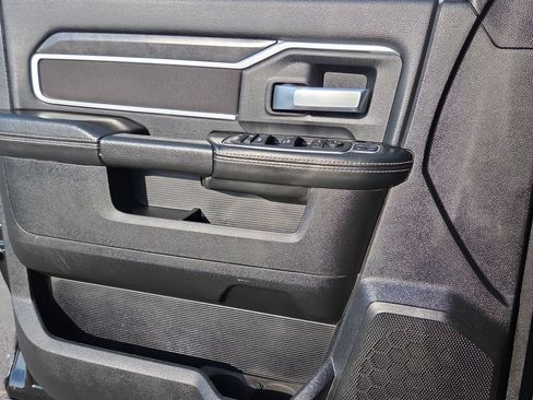 Used 2024 RAM 2500 Big Horn AWD/4WD image 14
