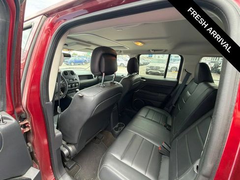 Used 2015 Jeep Patriot High Altitude AWD/4WD image 6