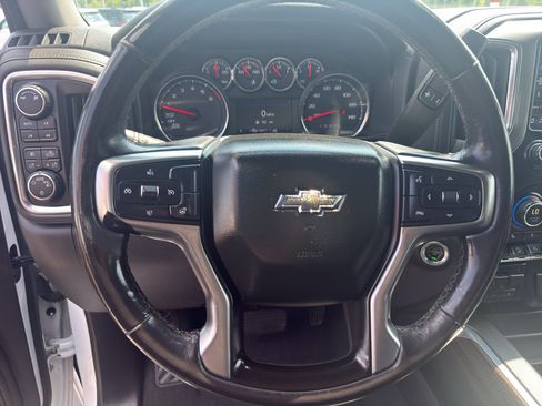 Certified 2019 Chevrolet Silverado 1500 RST AWD/4WD image 17