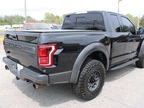 Used 2017 Ford F150 Raptor w/ Equipment Group 802A Luxury image 6