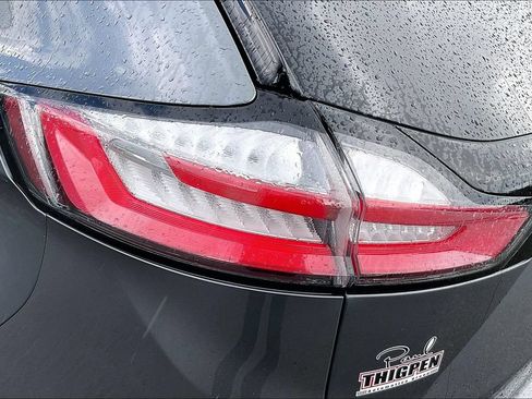 Used 2024 Ford Edge SEL w/ Convenience Package AWD/4WD image 23