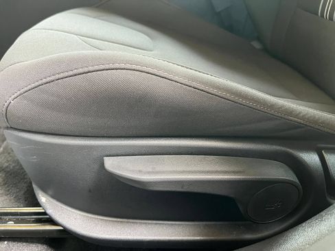 Used 2026 Hyundai Elantra Sport FWD image 23