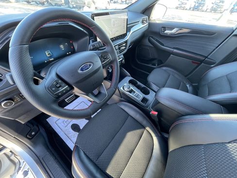 Used 2023 Ford Escape ST-Line Select w/ Tech Pack #2 image 18