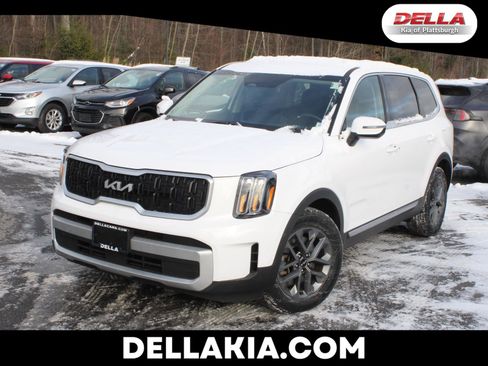 Used 2024 Kia Telluride LX image 1