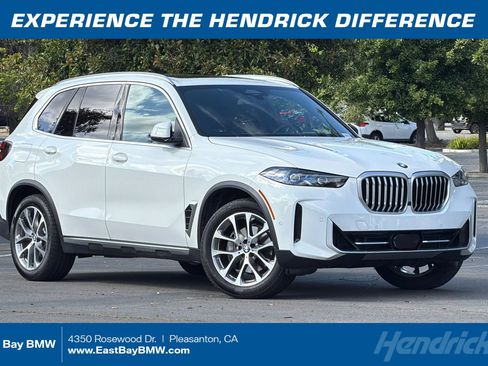 Used 2026 BMW X5 sDrive40i w/ Premium Package RWD image 1