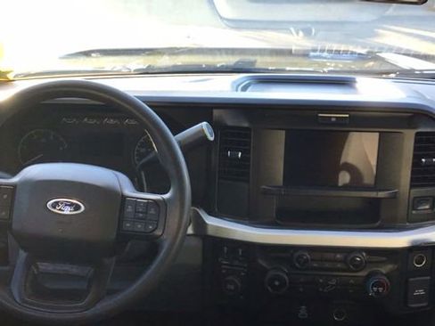 Used 2025 Ford F250 XLT image 16