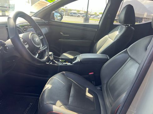 Used 2022 Hyundai Santa Cruz Limited image 9