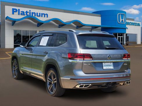 Used 2022 Volkswagen Atlas SEL R-Line AWD/4WD image 5