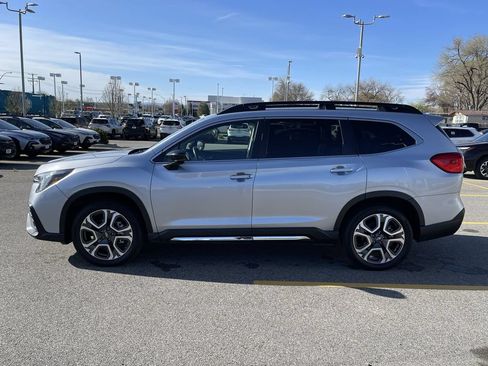 Used 2024 Subaru Ascent Limited w/ Technology Package AWD/4WD image 4