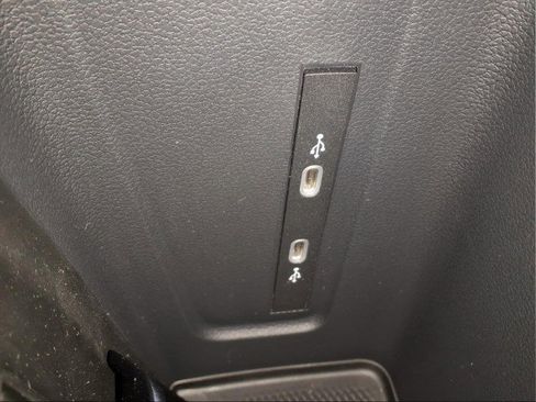 New 2026 Volkswagen Tiguan SE image 25