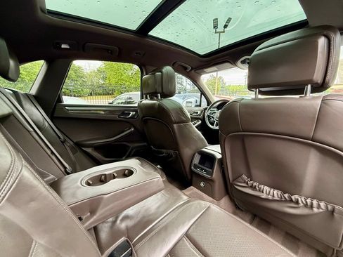 Used 2015 Porsche Macan S AWD/4WD image 33