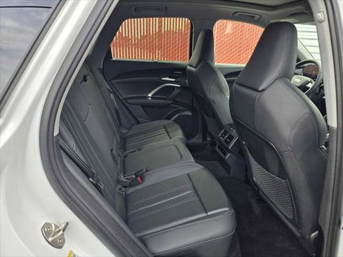 New 2025 Audi SQ5 Premium Plus image 13