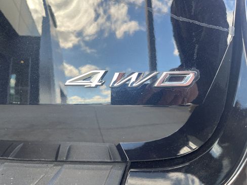 Certified 2023 Ford Explorer XLT w/ Equipment Group 202A AWD/4WD image 7