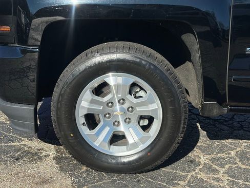 Used 2017 Chevrolet Silverado 1500 LT w/ All Star Edition image 22