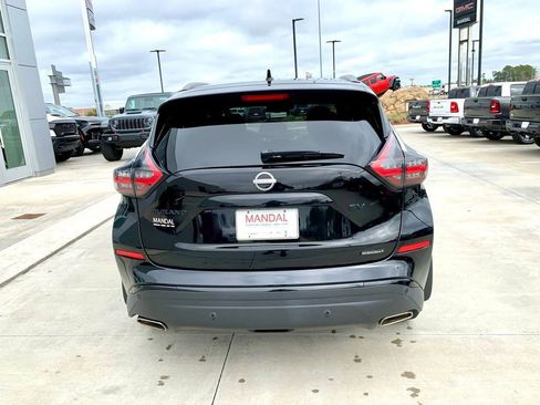 Used 2023 Nissan Murano SV w/ SV Midnight Edition Package image 6