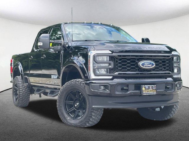 Certified 2024 Ford F250 Lariat w/ Lariat Ultimate Package AWD/4WD image 17