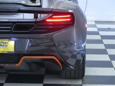 Used 2016 McLaren 650S Spider image 31