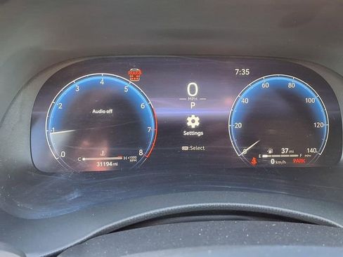 Used 2023 Toyota Highlander Limited image 14