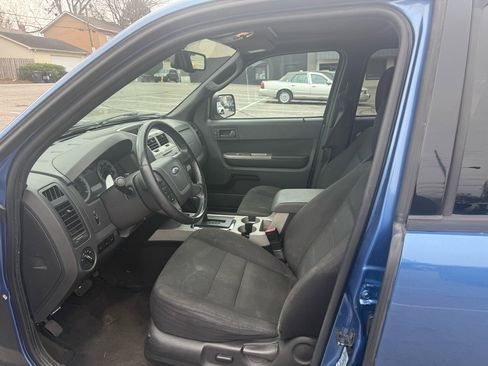 Used 2009 Ford Escape XLT image 11