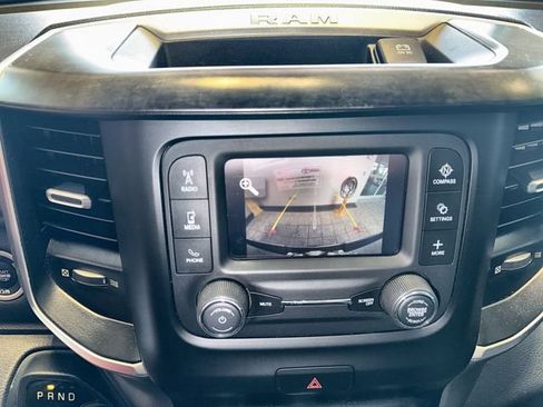 Used 2022 RAM 1500 Big Horn AWD/4WD image 17