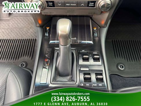 Used 2021 Lexus GX 460 Luxury w/ Accessory Package AWD/4WD image 24
