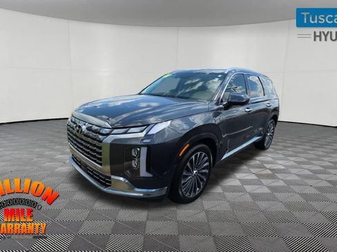 Used 2024 Hyundai Palisade Calligraphy FWD image 3