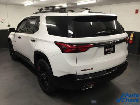 Used 2022 Chevrolet Traverse Premier w/ Redline Edition AWD/4WD image 7