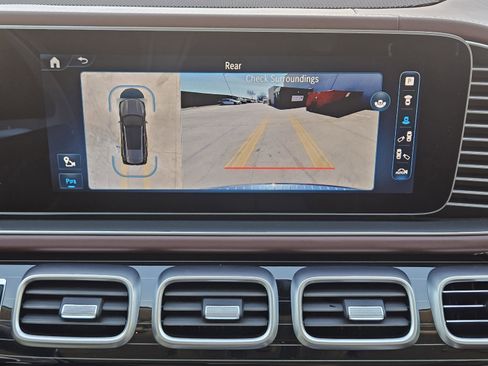 Certified 2024 Mercedes-Benz Maybach GLS 600 Maybach GLS 600 image 12