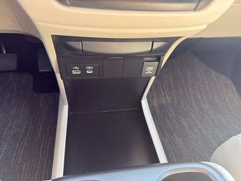 Used 2025 Honda Odyssey EX-L image 19