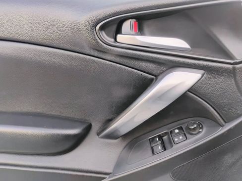 Used 2017 FIAT 124 Spider Classica image 21