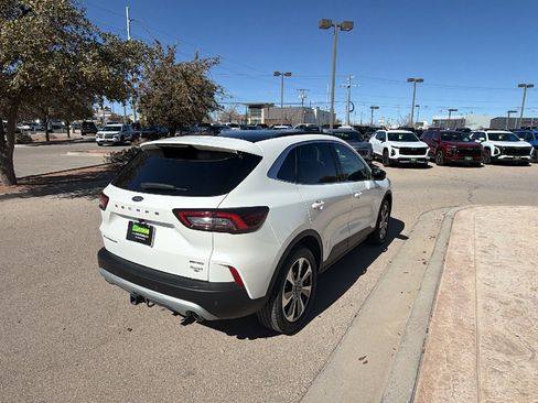 Used 2023 Ford Escape Platinum w/ Class II Trailer Tow Package image 4