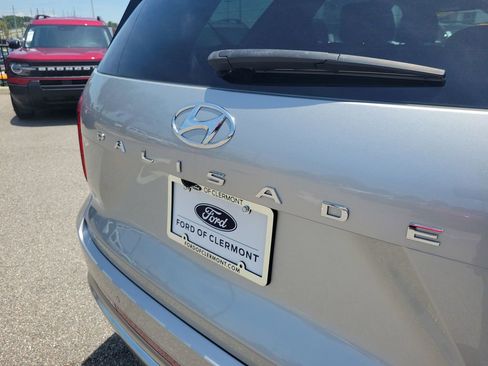 Used 2023 Hyundai Palisade Calligraphy FWD image 7