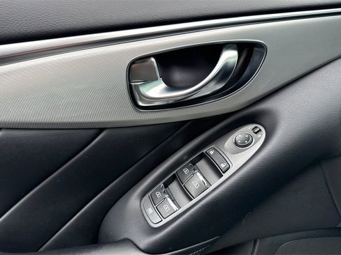 Used 2021 INFINITI Q50 Luxe image 11