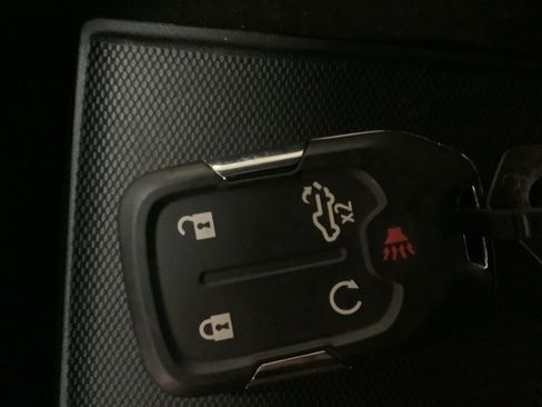 Used 2021 GMC Sierra 1500 Elevation w/ X31 Off-Road Package image 25