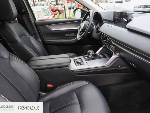 Used 2024 MAZDA CX-90 3.3 Turbo w/ Preferred Plus image 12