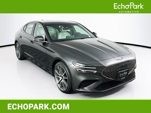 Used 2025 Genesis G70 2.5T image 1