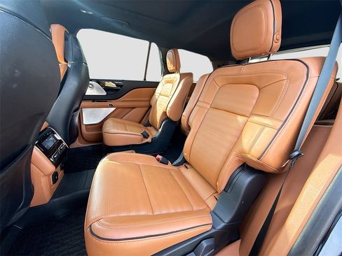Used 2020 Lincoln Aviator Black Label image 27
