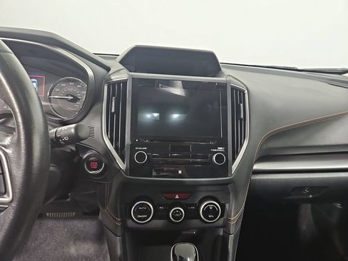 Used 2019 Subaru Crosstrek 2.0i Limited w/ Moonroof Package w/Navigation AWD/4WD image 19