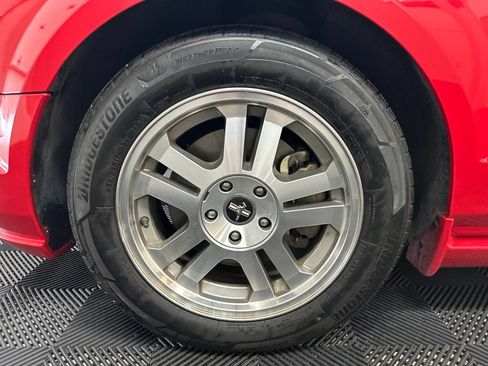 Used 2006 Ford Mustang GT Premium RWD image 37