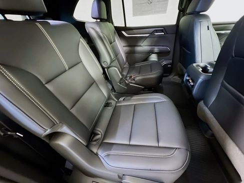 New 2026 GMC Acadia Elevation image 20