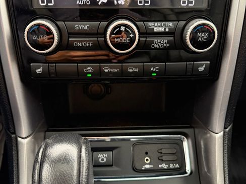 Used 2020 Subaru Ascent Limited w/ Technology Package image 26
