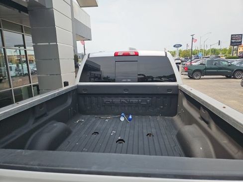 Used 2018 GMC Sierra 3500 Denali AWD/4WD image 10