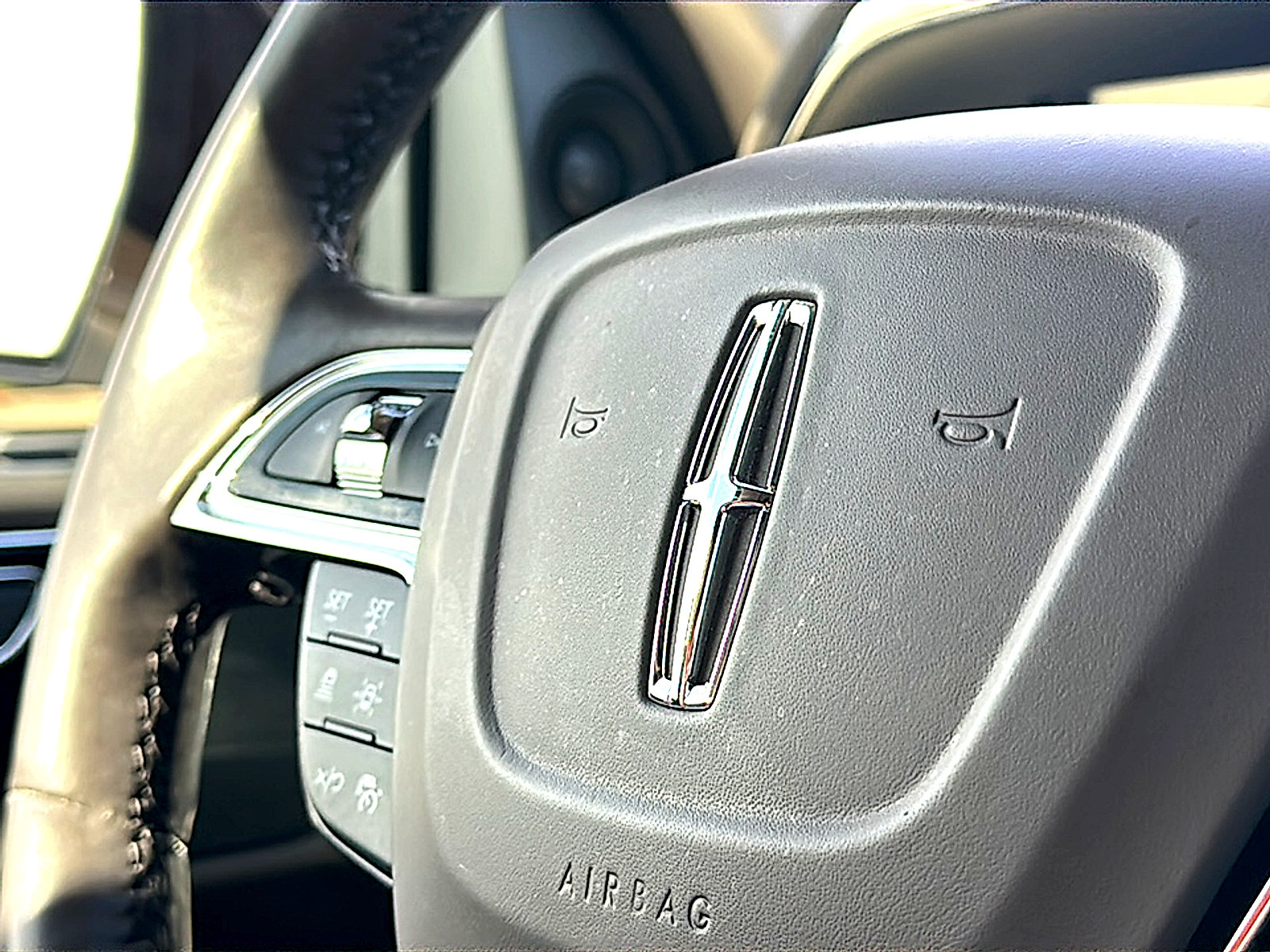 Used 2022 Lincoln Navigator Reserve RWD image 34