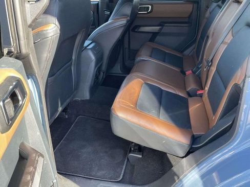 Used 2024 Ford Bronco Outer Banks image 8