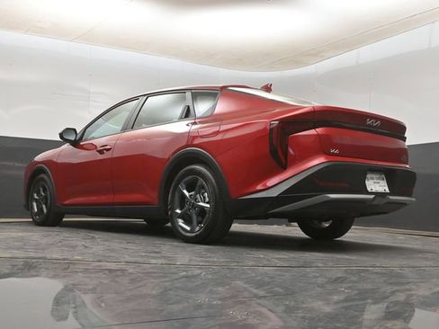 Used 2025 Kia K4 FWD image 14