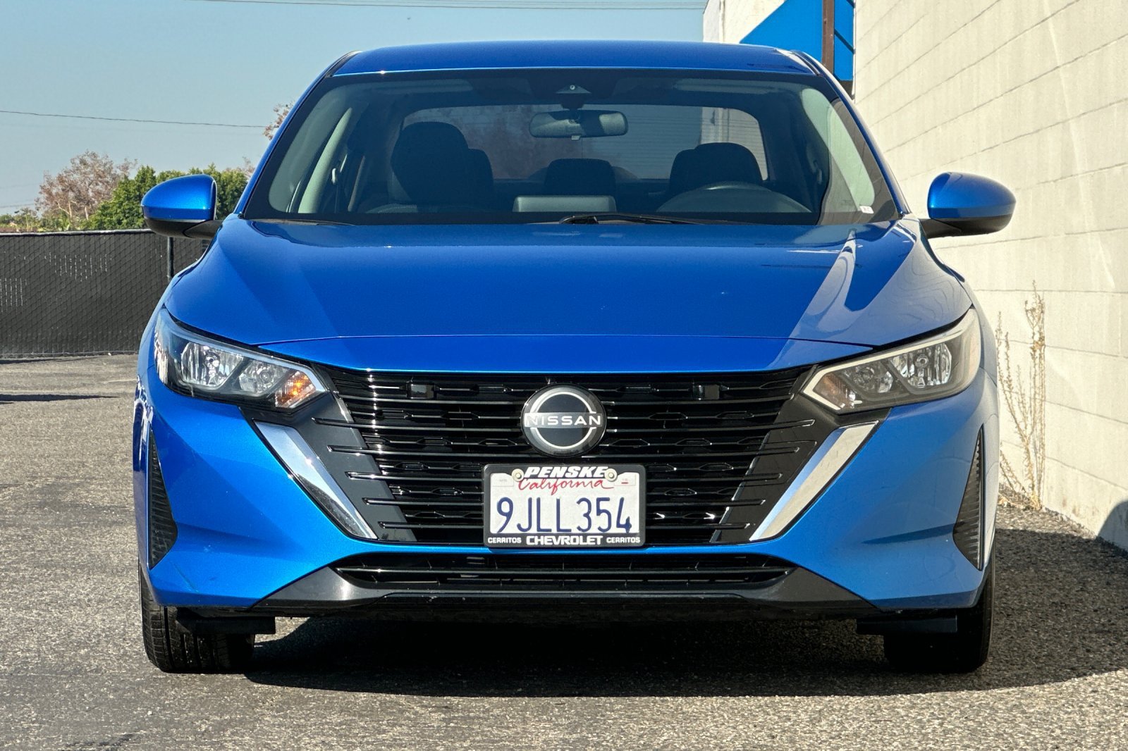 Used 2024 Nissan Sentra SV FWD image 9