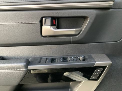 Used 2024 Toyota Tundra Limited image 13